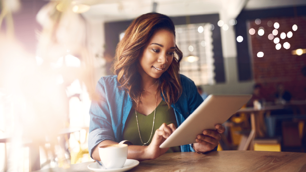 MeridianLink customer service assisting and committing to help banks and financial institutions with scalable success in their banking efforts.